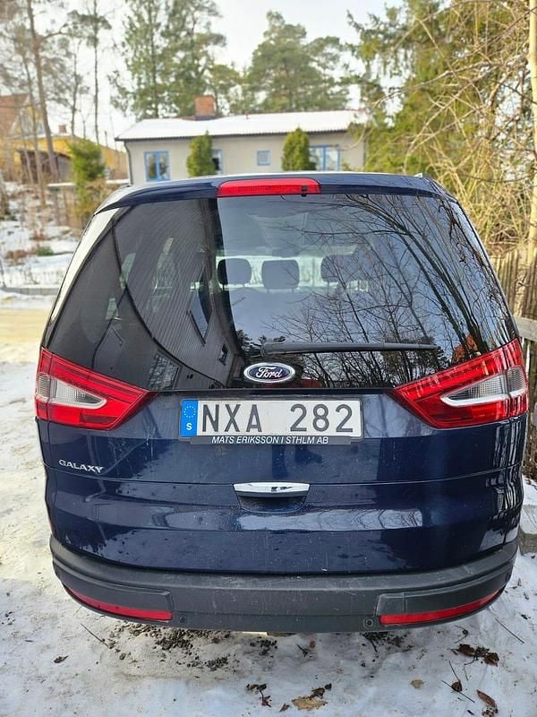 Begagnad Ford Galaxy 140 HK (102 kW) 2013 Minibuss