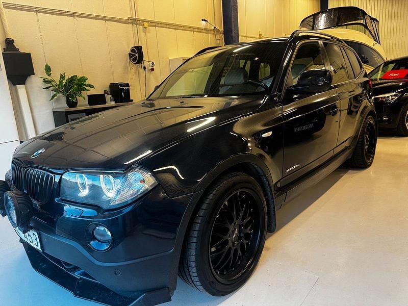 Blå Begagnad 2010 BMW X3 Comfort Edition SUV | 129 900 kr - Bild 1/4