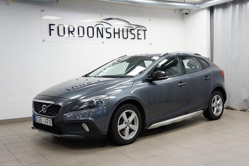 Begagnad Volvo V40 CC Summum 150 HK (110 kW) 2013 Grå Kombi