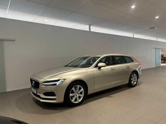 Ljusbrun Begagnad 2016 Volvo V90 Momentum Kombi | 239 000 kr (Bra pris) - Bild 1/4