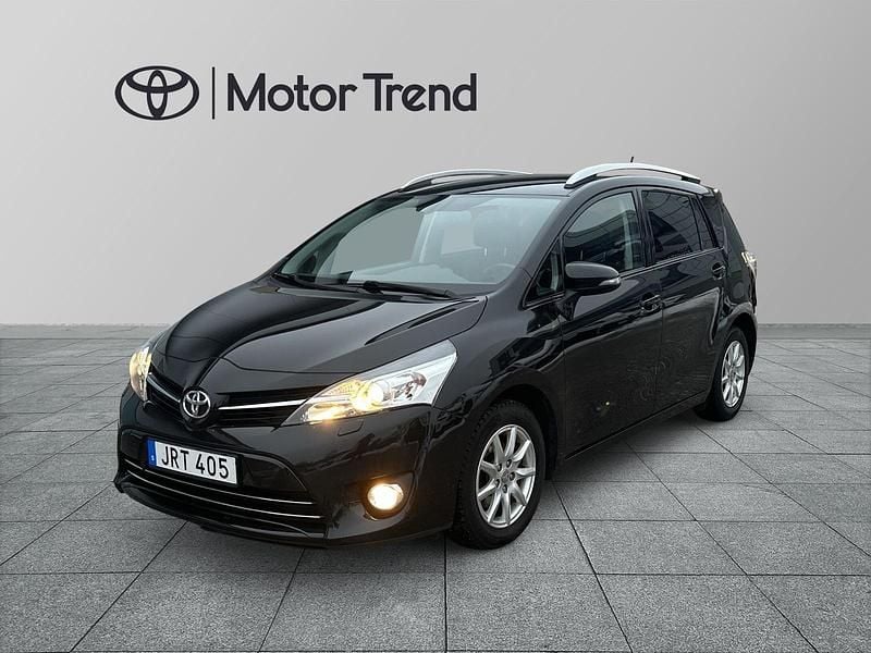 Svart Begagnad 2015 Toyota Verso Edition Minibuss | 129 900 kr (Lite dyr) - Bild 1/4