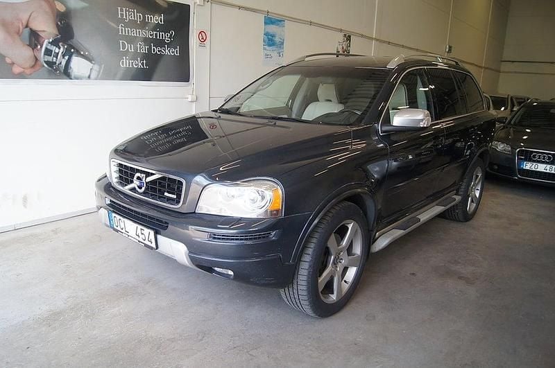 Begagnad 2014 Volvo XC90 R-Design SUV | 169 000 kr (Marknadspris) - Bild 1/4