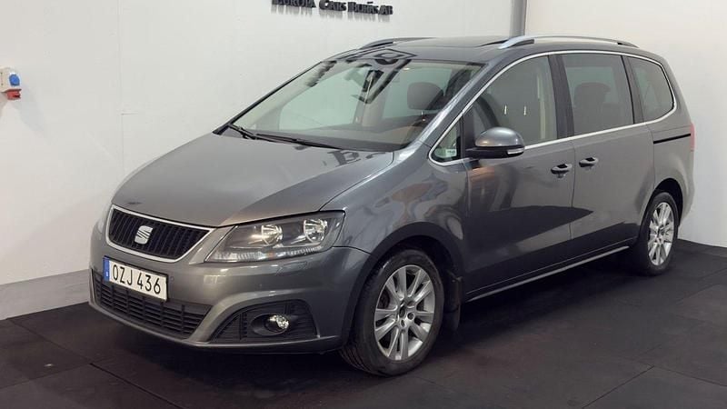 Grå Begagnad 2012 Seat Alhambra Ecomotive Minibuss | 89 900 kr (Bra pris) - Bild 1/4