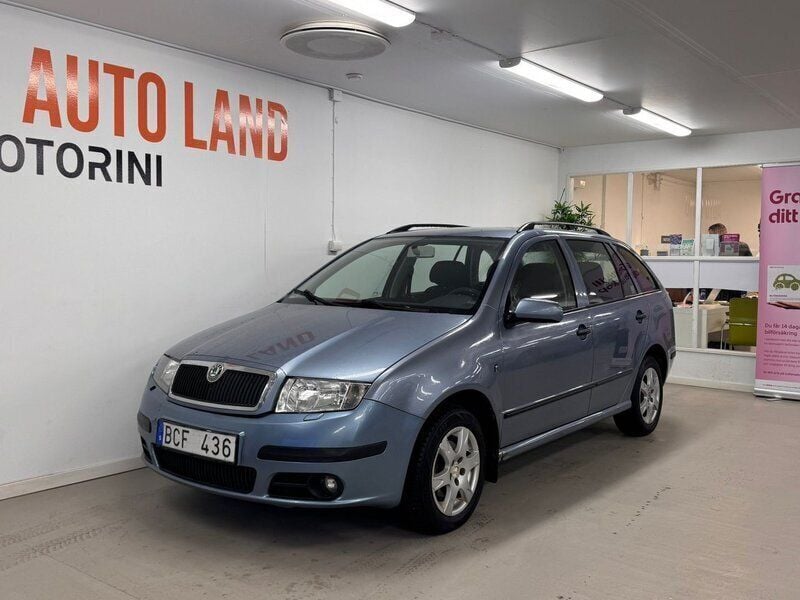 Ljusgrå Begagnad 2007 Skoda Fabia Kombi | 24 900 kr (Marknadspris) - Bild 1/4