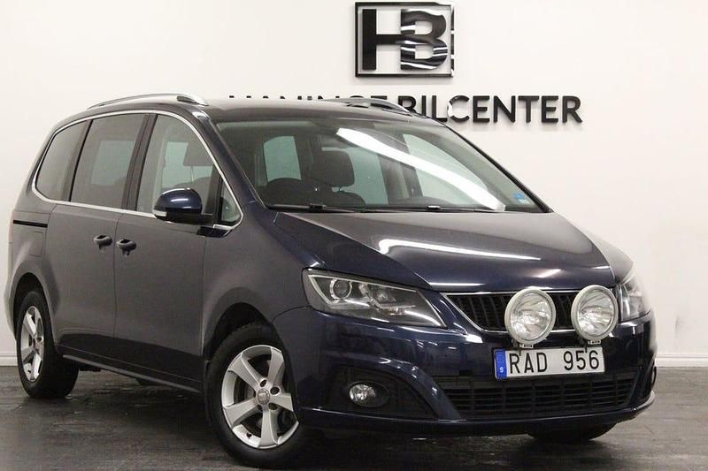 Begagnad Seat Alhambra Style 150 HK (110 kW) 2012 Blå Minibuss