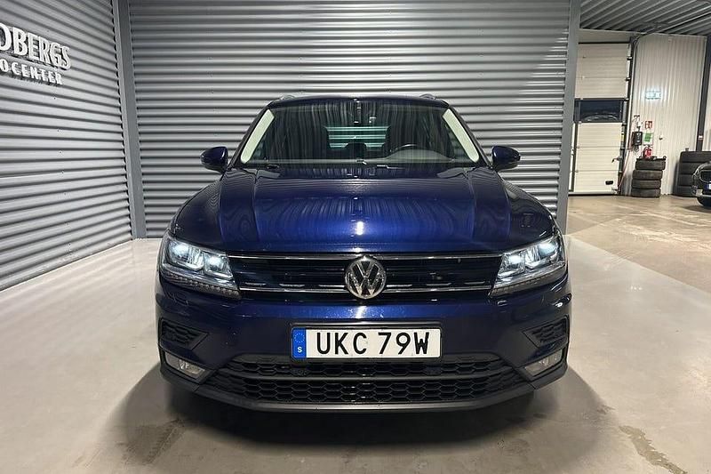 Begagnad VW Tiguan 190 HK (139 kW) 2019 Blå SUV