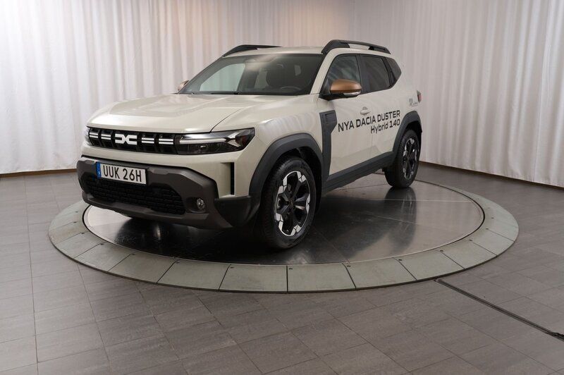 Brun Begagnad 2024 Dacia Duster SUV | 309 800 kr (Marknadspris) - Bild 1/4