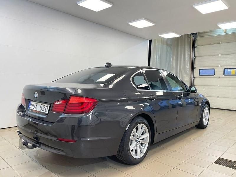Begagnad BMW 520 184 HK (135 kW) 2013 Grå Sedan
