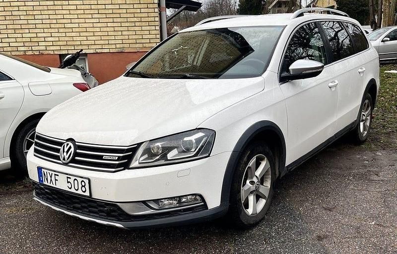 Vit Begagnad 2013 VW Passat Alltrack Kombi | 99 000 kr (Lite dyr) - Bild 1/2