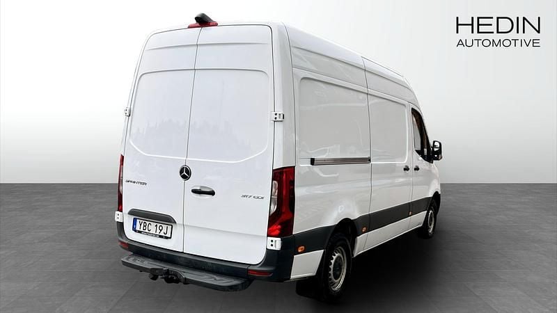 Begagnad Mercedes Sprinter 170 HK (125 kW) 2022 Van