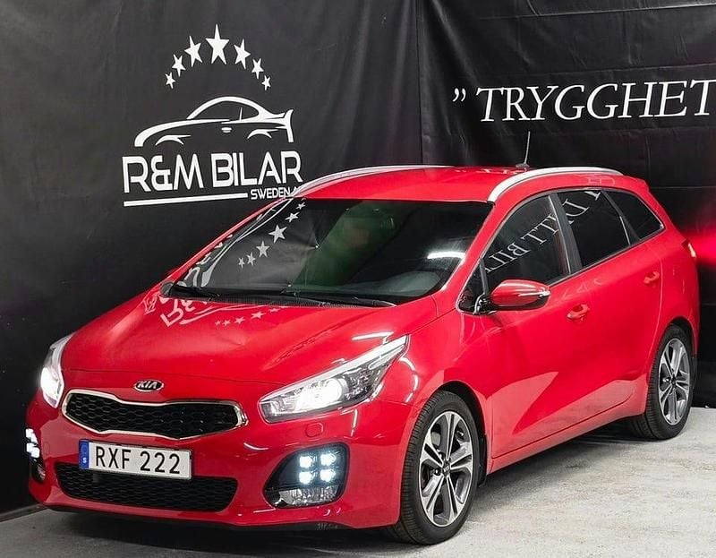 Röd Begagnad 2016 Kia Ceed GT-Line Halvkombi | 114 800 kr (Marknadspris) - Bild 1/4