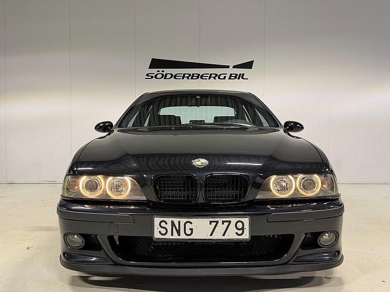 Begagnad BMW 520 M Sport 170 HK (125 kW) 2001 Svart Sedan