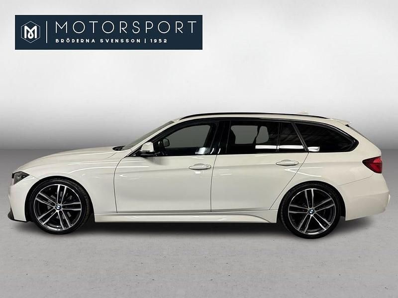 Begagnad BMW 330 M Sport 252 HK (185 kW) 2017 Vit Kombi