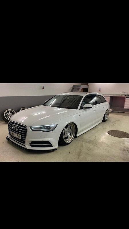 Vit Begagnad 2016 Audi A6 Sport Kombi | 168 000 kr - Bild 1/4