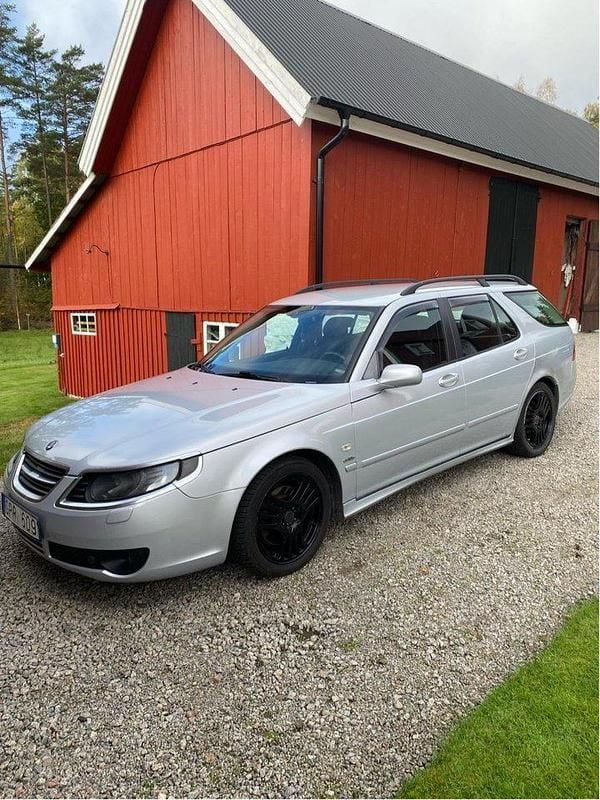 Grå Begagnad 2009 Saab 9-5 Griffin Kombi | 22 000 kr (Bra pris) - Bild 1/4