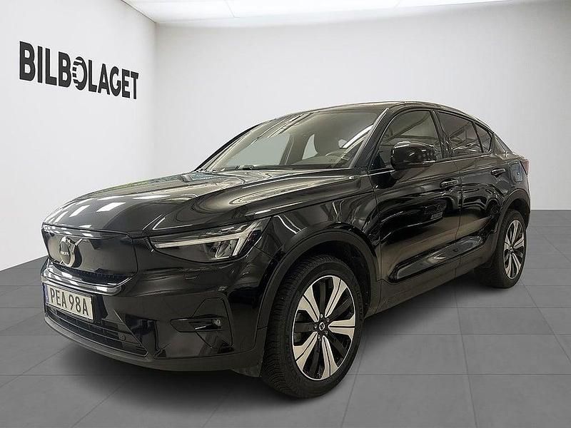 Svart Begagnad 2022 Volvo C40 Plus SUV | 329 800 kr (Marknadspris) - Bild 1/4