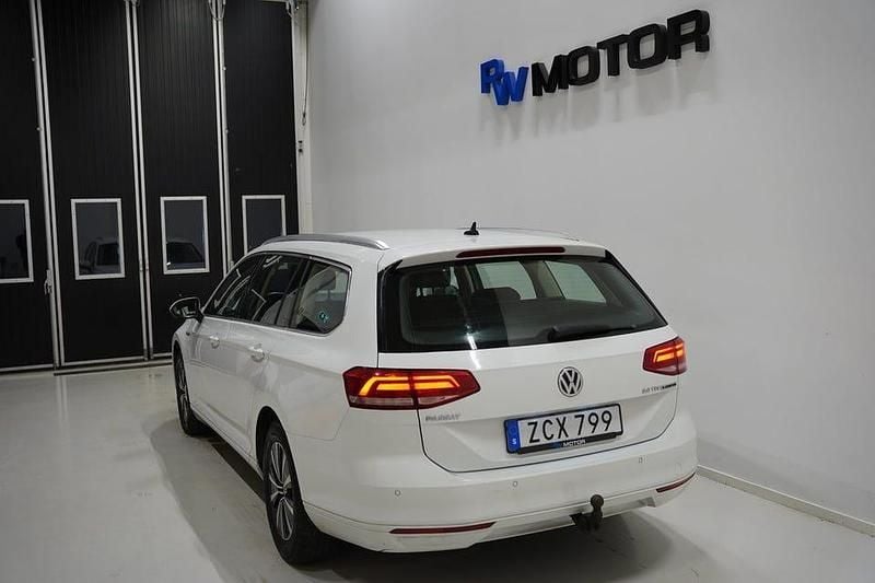 Begagnad VW Passat 150 HK (110 kW) 2017 Vit Kombi