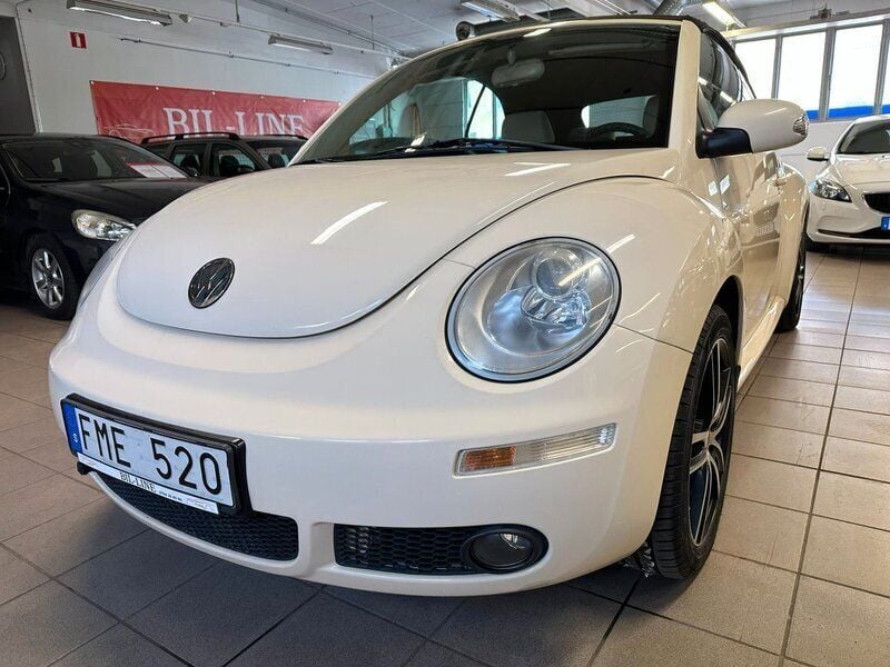 Vit Begagnad 2007 VW Beetle Cab | 49 900 kr (Bra pris) - Bild 1/4