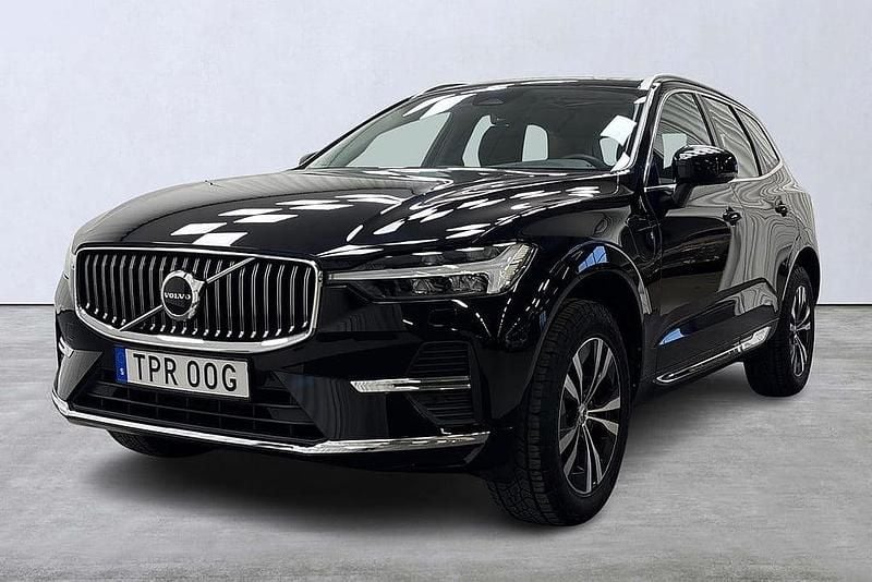 Svart Begagnad 2022 Volvo XC60 Core SUV | 389 900 kr (Bra pris) - Bild 1/4