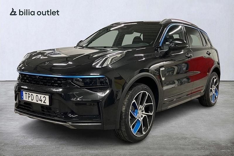 Svart Begagnad 2023 Lynk & Co 01 SUV | 294 800 kr (Marknadspris) - Bild 1/4