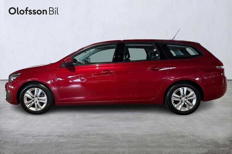 Röd Begagnad 2018 Peugeot 308 Kombi | 119 000 kr (Marknadspris) - Bild 1/4
