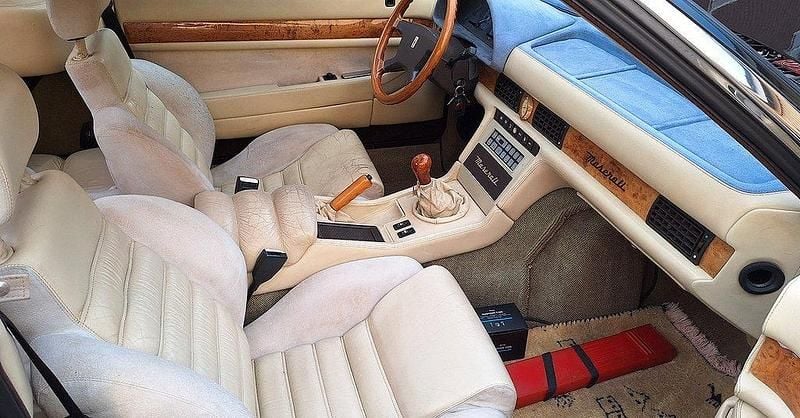 Begagnad Maserati Biturbo 224 HK (164 kW) 1989 Svart Cab