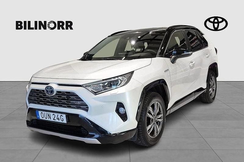 Vit Begagnad 2020 Toyota RAV4 Hybrid Style SUV | 329 900 kr (Marknadspris) - Bild 1/4
