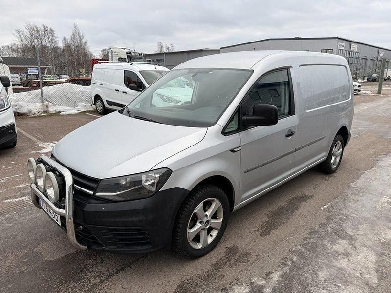 Silver Begagnad 2018 VW Caddy Maxi Minibuss | 214 500 kr (Marknadspris) - Bild 1/4