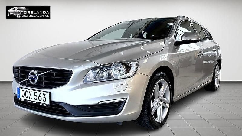 Begagnad Volvo V60 121 HK (88 kW) 2016 Ljusbrun Kombi