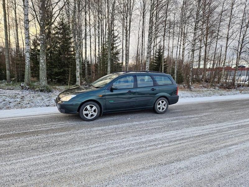 Begagnad 2005 Ford Focus Kombi | 14 500 kr (Marknadspris) - Bild 1/4