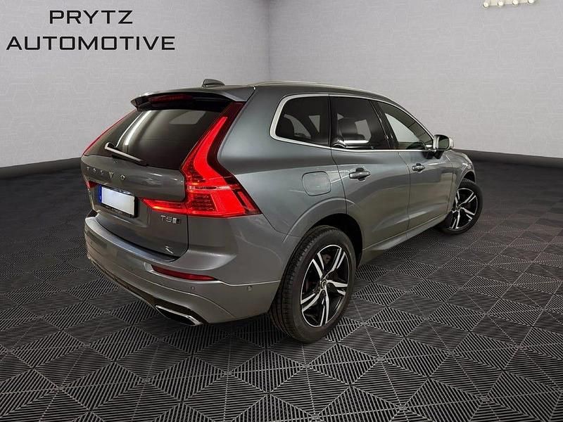 Begagnad Volvo XC60 R-Design 250 HK (183 kW) 2019 Grå metallic SUV