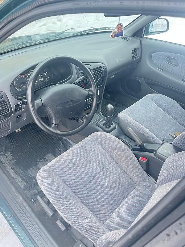 Begagnad Mitsubishi Lancer 113 HK (83 kW) 1995 Kombi