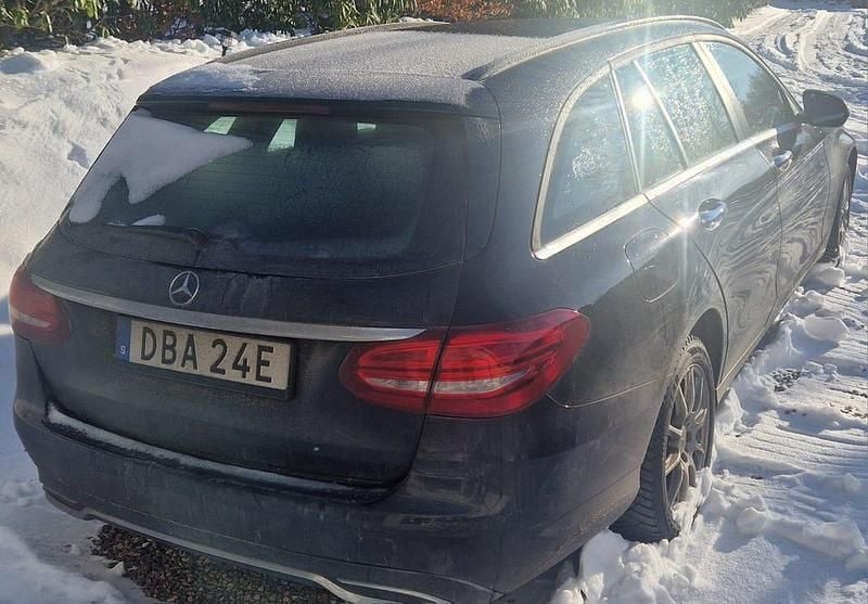 Begagnad Mercedes C220 170 HK (125 kW) 2018 Svart metallic