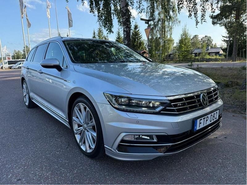 Silver Begagnad 2017 VW Passat GTS Kombi | 209 500 kr (Lite dyr) - Bild 1/4