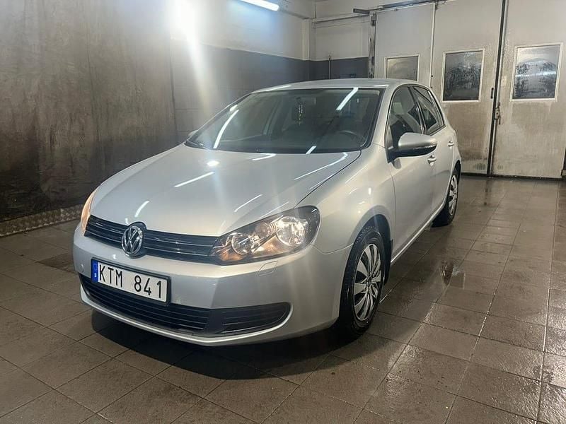 Begagnad VW Golf VI 122 HK (89 kW) 2011 Halvkombi