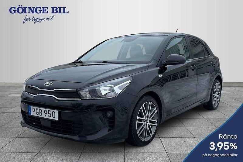 Begagnad Kia Rio 84 HK (61 kW) 2017 Svart Halvkombi