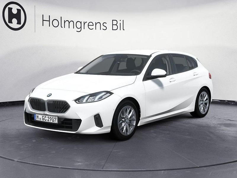 Okänd Begagnad 2025 BMW 120 M Sport Halvkombi | 349 900 kr - Bild 1/4