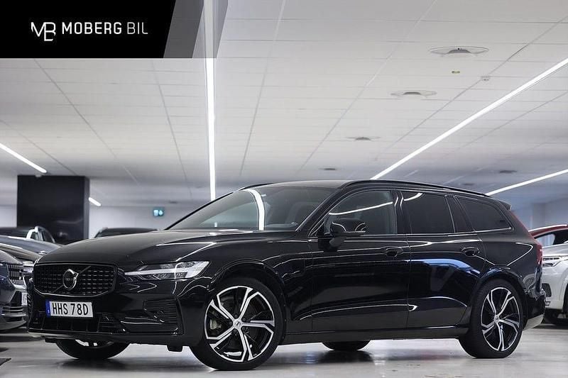 Svart Begagnad 2023 Volvo V60 Plus Kombi | 449 900 kr - Bild 1/3