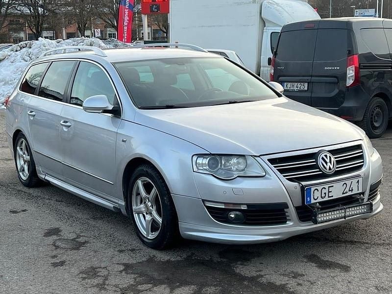 Begagnad VW Passat Sportline 170 HK (125 kW) 2010 Silver Kombi