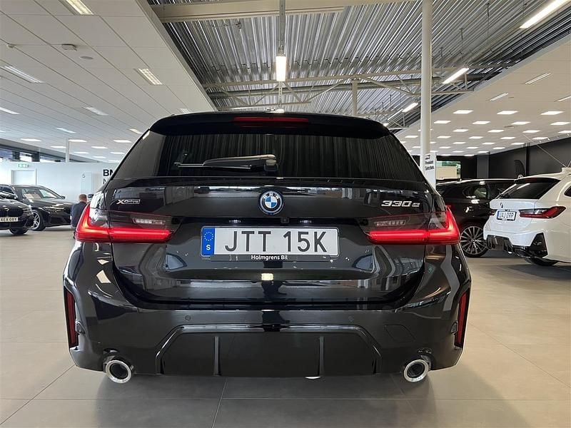 Begagnad BMW 330e Efficient Dynamics 184 HK (135 kW) 2024 Okänd Kombi