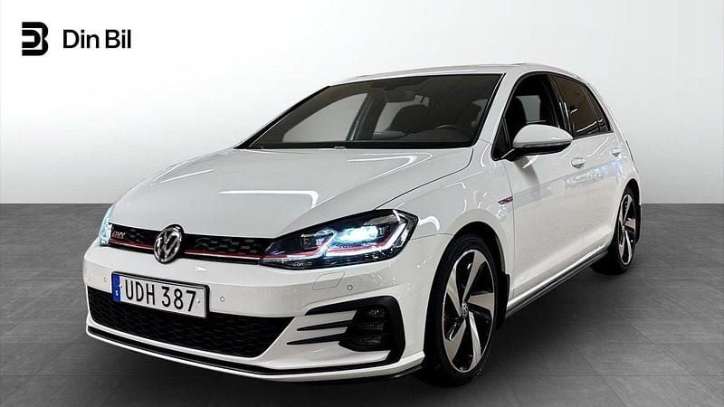 Vit Begagnad 2018 VW Golf VII GTI Kombi | 279 900 kr (Marknadspris) - Bild 1/4