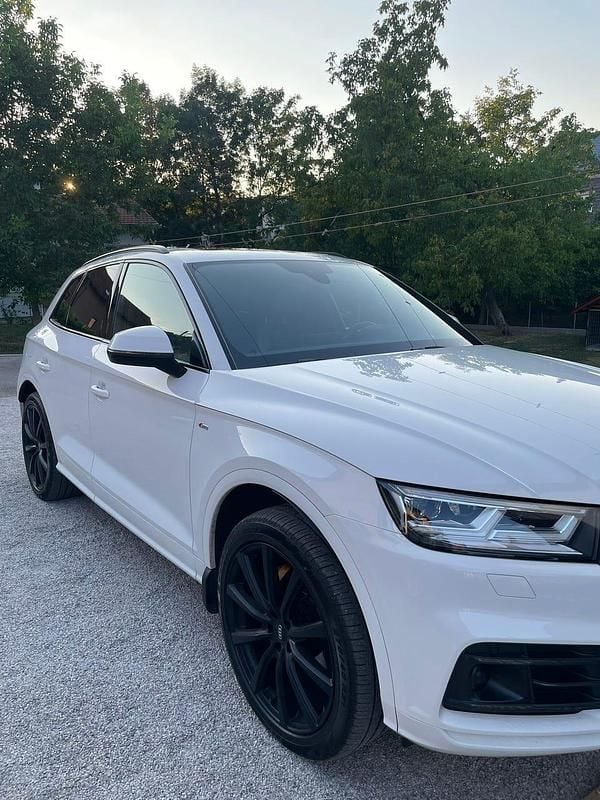 Ibisvit Begagnad 2019 Audi Q5 SUV | 354 900 kr (Dyr) - Bild 1/4