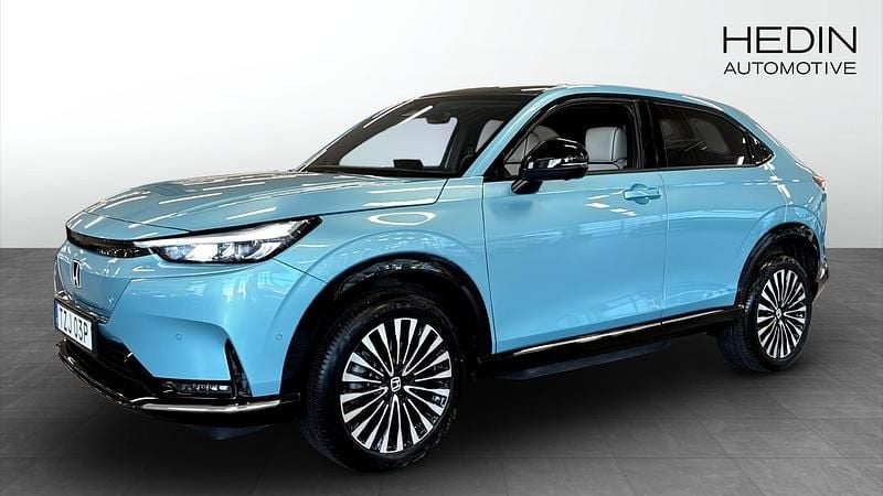 Blå Begagnad 2023 Honda e:Ny1 Advance SUV | 289 900 kr - Bild 1/4