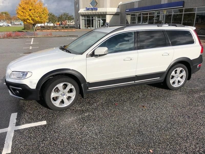 Begagnad 2016 Volvo XC70 Kombi | 130 000 kr (Superpris) - Bild 1/4