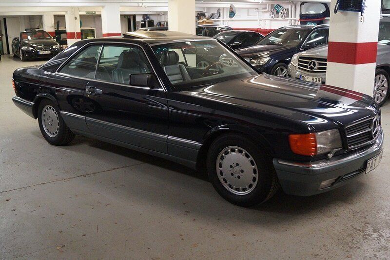 Begagnad Mercedes 500 245 HK (180 kW) 1986 Mörkblå