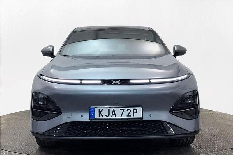 Begagnad XPENG G6 350 kW (476 HK) 2024 Grå SUV