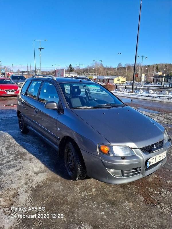 Begagnad Mitsubishi Space Star 111 HK (81 kW) 2004 Minibuss