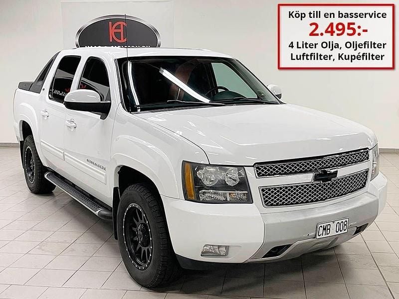 Vit Begagnad 2010 Chevrolet Avalanche Pickup | 179 000 kr - Bild 1/4