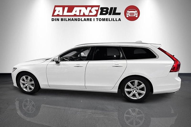 Begagnad Volvo V90 R-Design 190 HK (139 kW) 2017 Vit Kombi