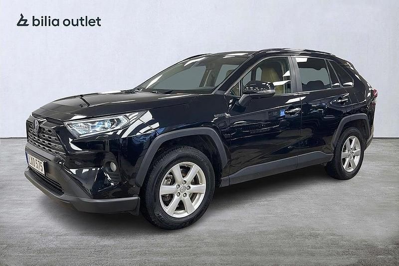 Svart Begagnad 2019 Toyota RAV4 Hybrid Executive SUV | 329 900 kr (Marknadspris) - Bild 1/4